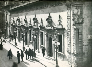 Foto storica del palazzo