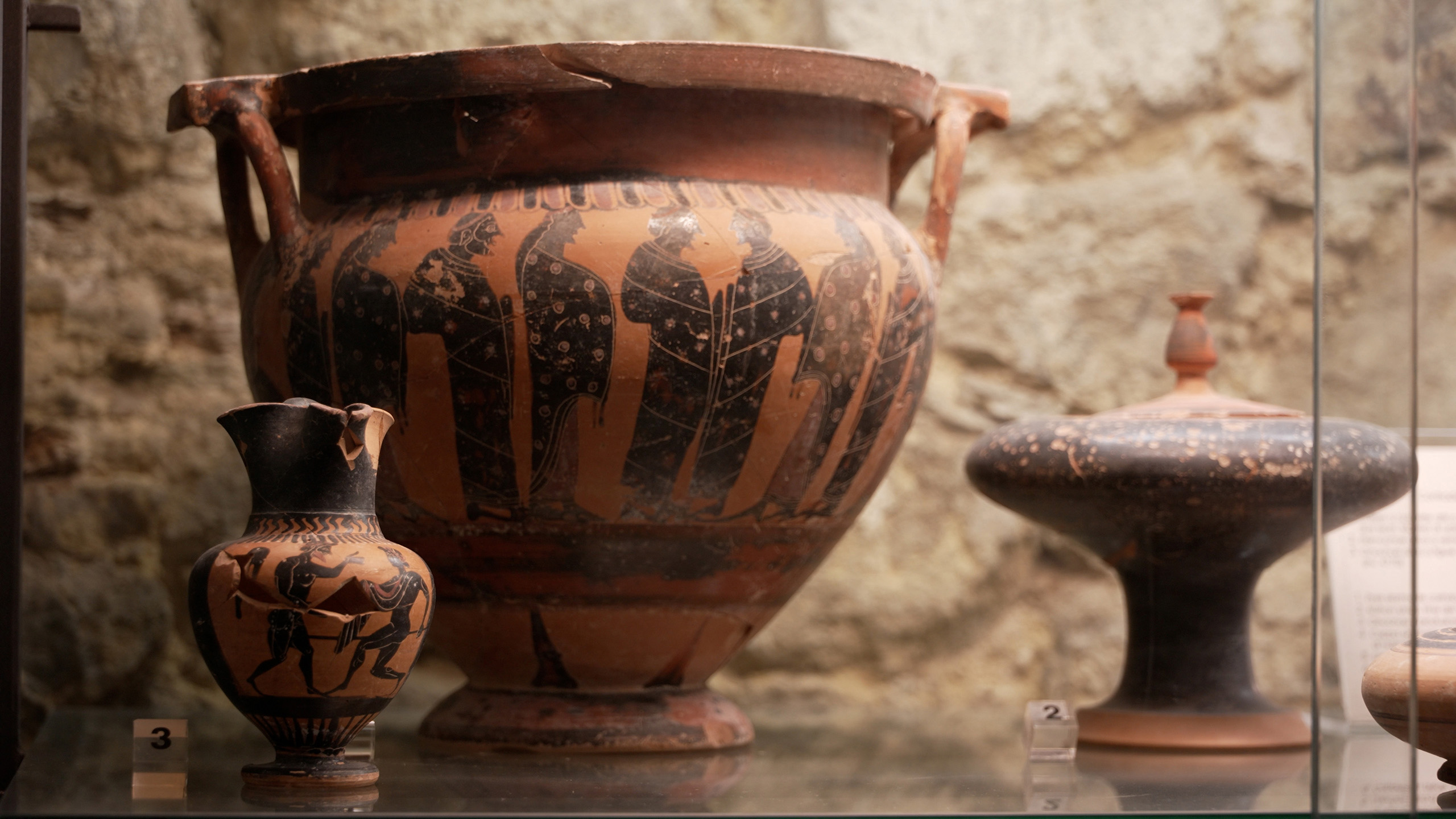 Reperti ceramici esposti in museo